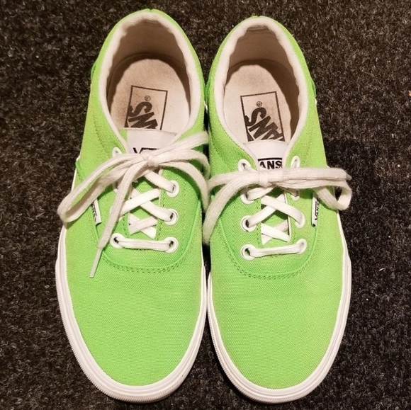 DONATED EUC Women's Neon Green Vans Authentic Sneakers - Size 5.5 - Picture 8 of 9